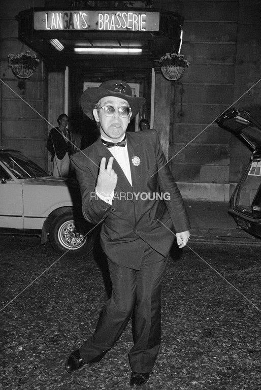 Elton John, Langan's Brasserie, London, 1981