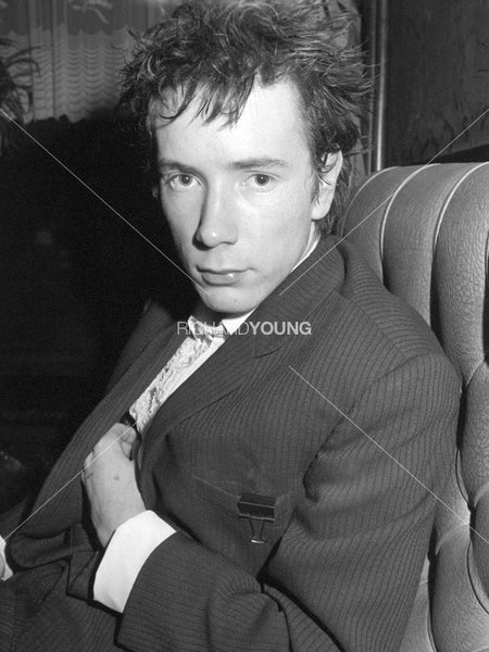 Johnny Rotten, Sex Pistols, Anarchy in the UK Tour, London, 1976