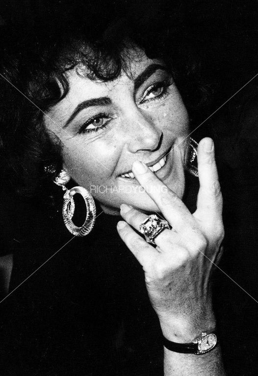 Elizabeth Taylor, Belgravia, London, 1975