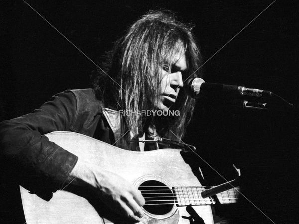 Neil Young in Concert, Hammersmith Odeon, London, 1976